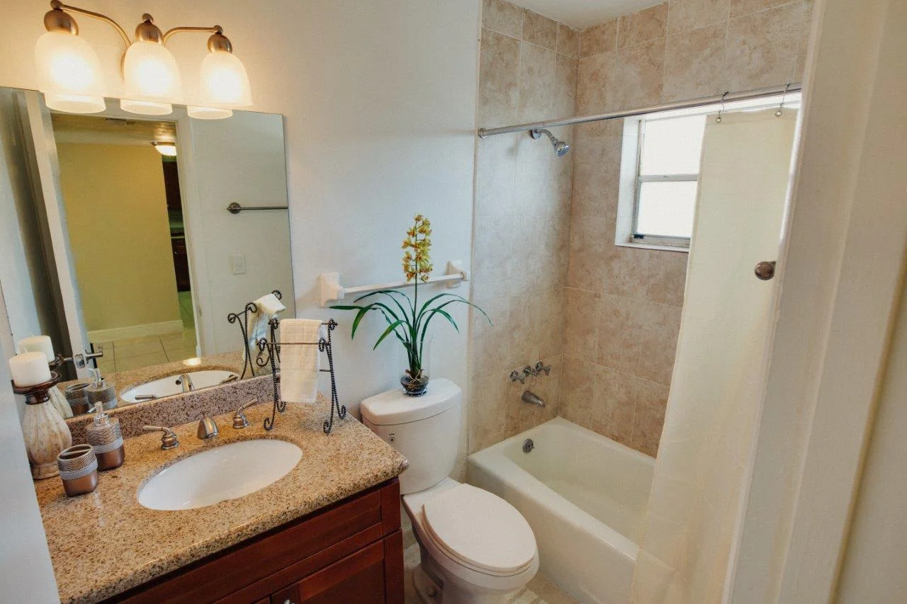 628A0667-waterside_apts.jpg
