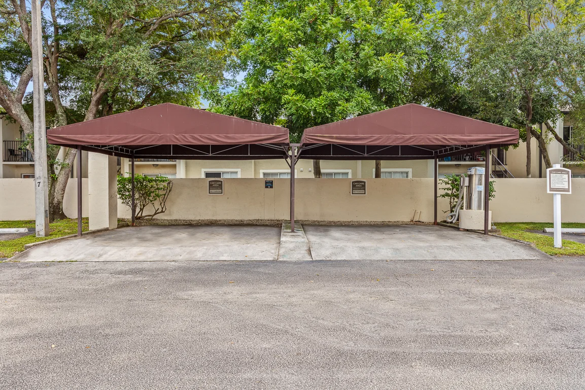 Palm_Gardens_0725.jpg