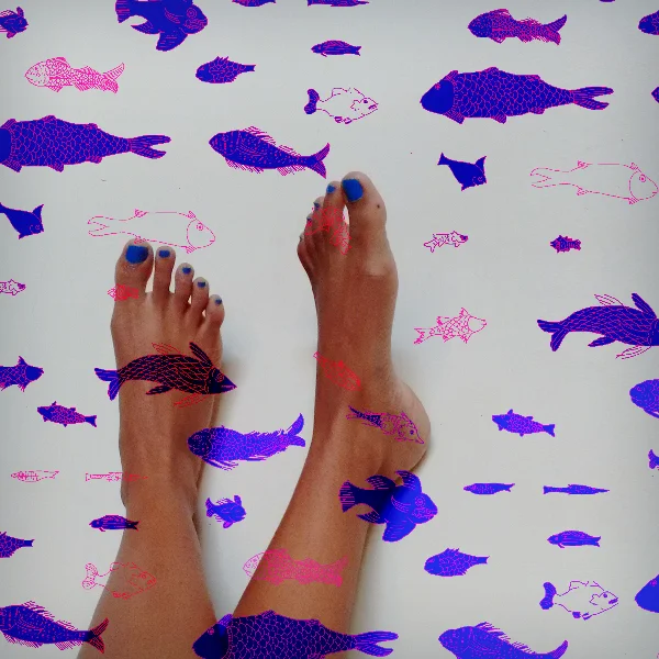 Mermaid fin feet / Colombo. 