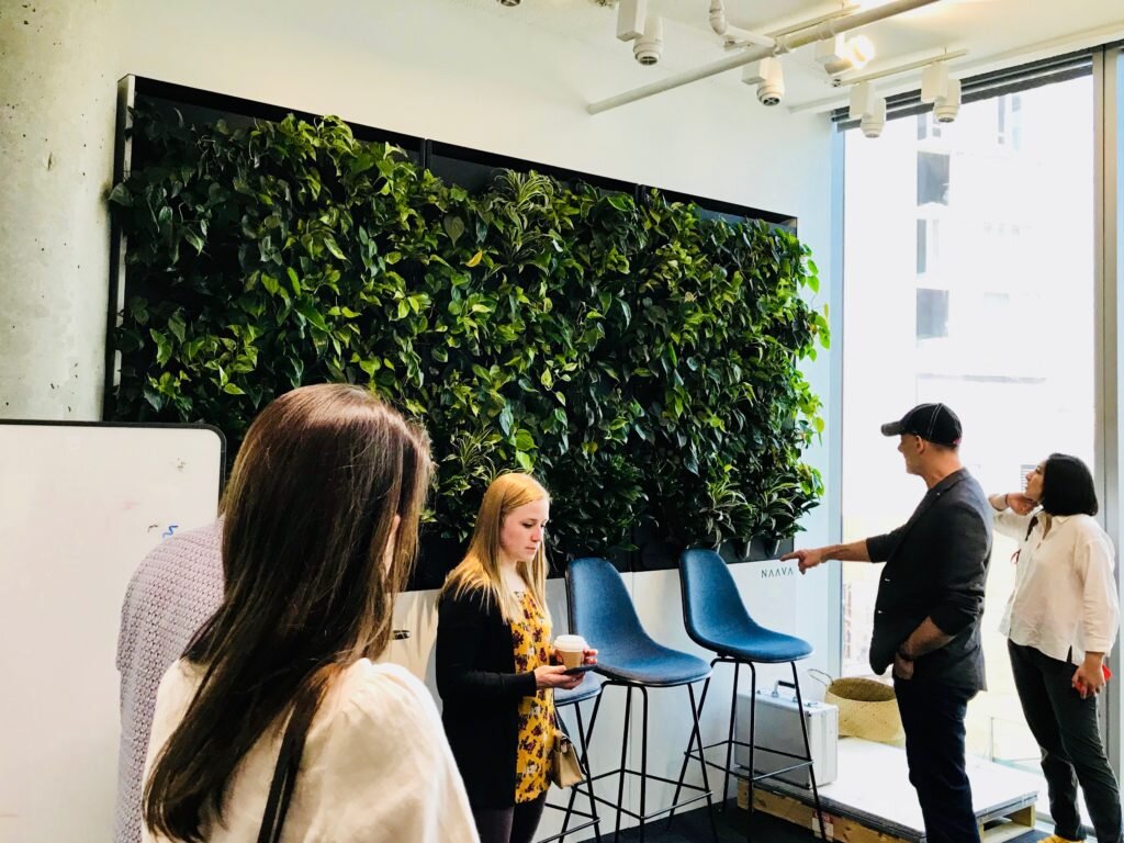 Extraordinary automatic shading and LED lighting effects on display at Lutron’s showroom in Manhattan. (Photo courtesy of Joe Barrett.)