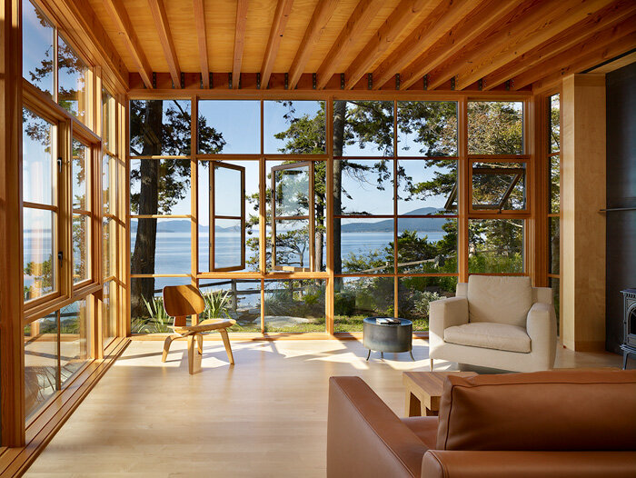 The Davis residence on Chuckanut Drive, Bellingham, Washington © Benjamin Benschneider All Rights Reserved.