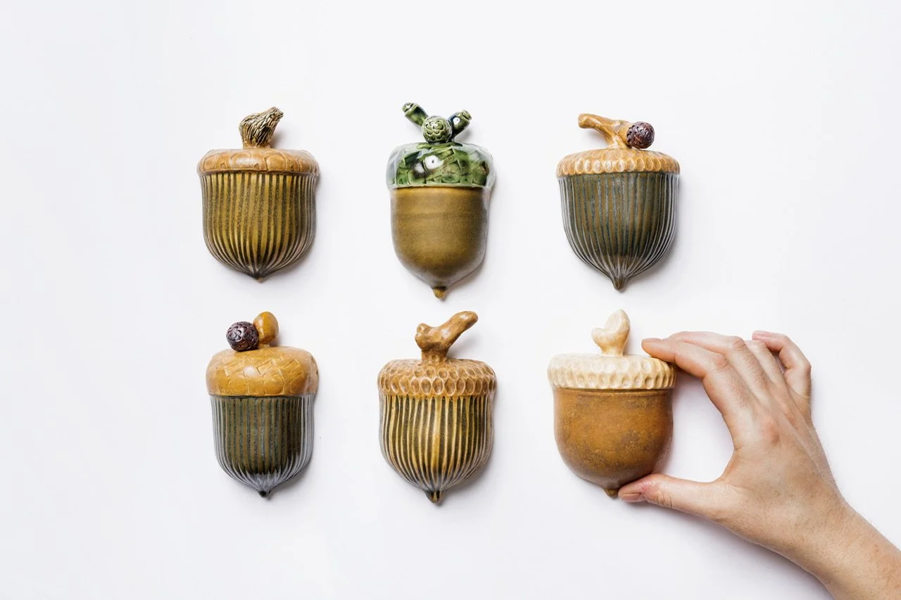 &lt;p&gt;&lt;strong&gt;DONNA PIOLI&lt;/strong&gt;ceramic&lt;a href="/donna-pioli-ill2025"&gt;More →&lt;/a&gt;&lt;/p&gt;