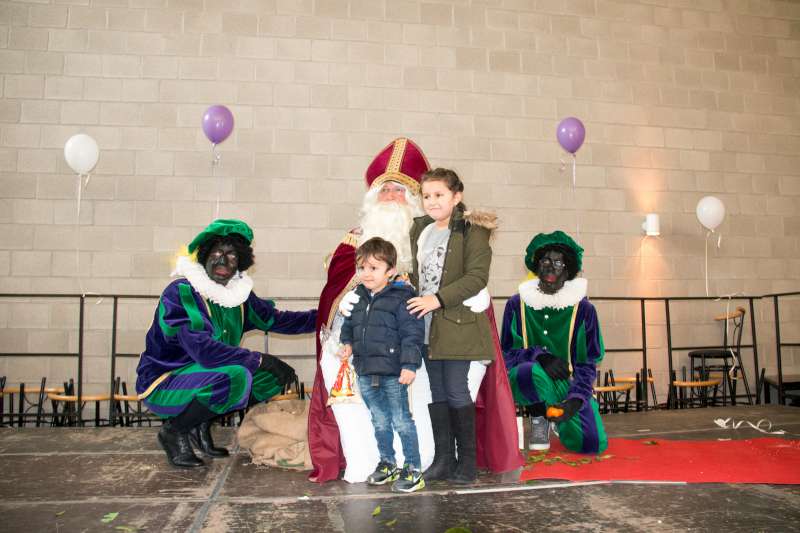 2015-11-22-SINTERKLAAS BANNEUX-0084-800.jpg