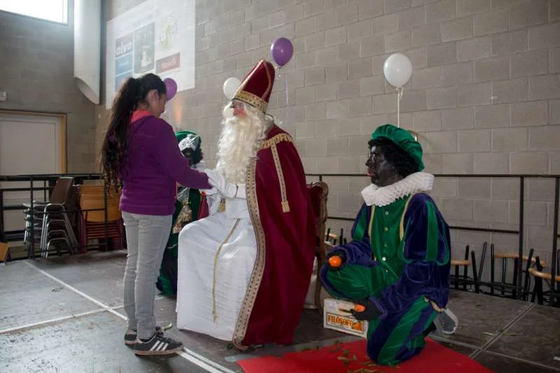 2015-11-22-SINTERKLAAS BANNEUX-0038-800.jpg