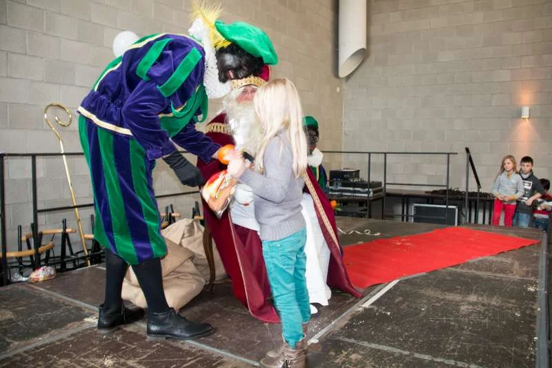 2015-11-22-SINTERKLAAS BANNEUX-0029-800.jpg
