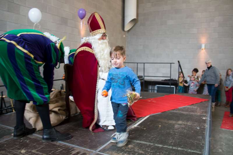 2015-11-22-SINTERKLAAS BANNEUX-0023-800.jpg