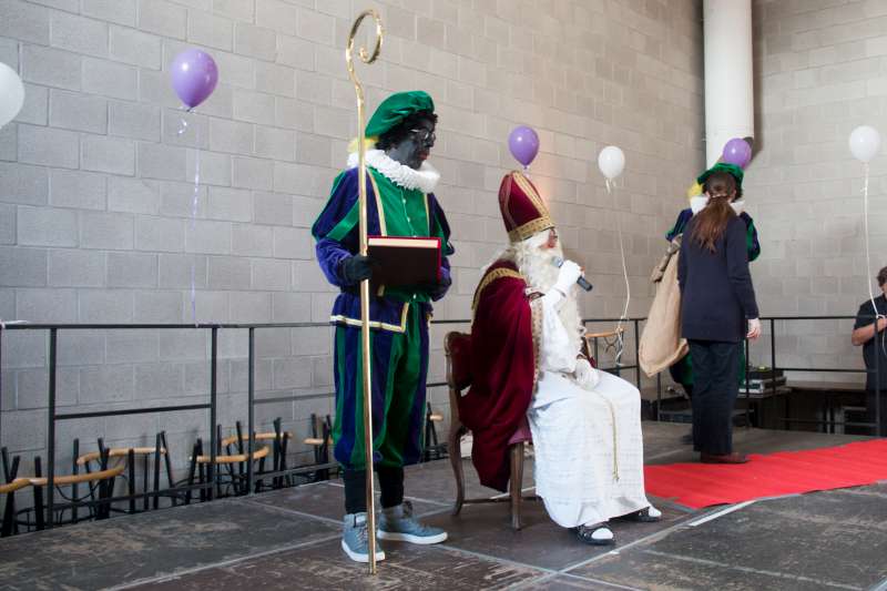 2015-11-22-SINTERKLAAS BANNEUX-0005-800.jpg