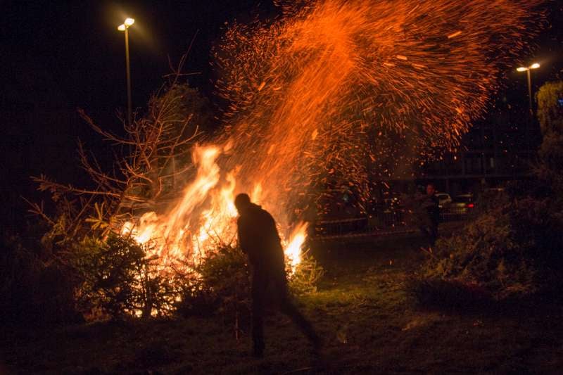 2016-01-09-kerstboomverbranding 2016-0001-800.jpg