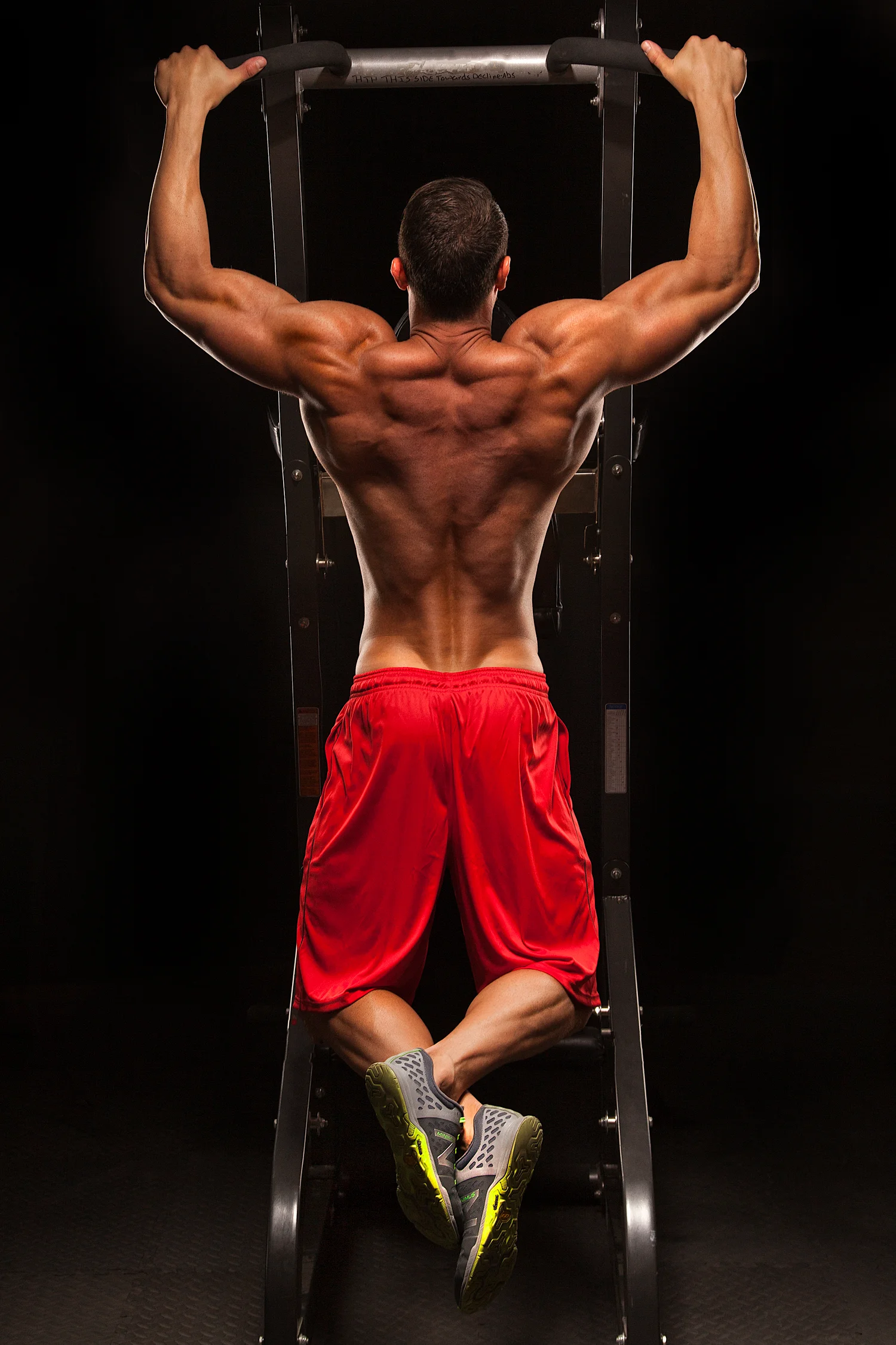 jeffjolley_fitness_pullup_edit_final_1500pxwSS.jpg