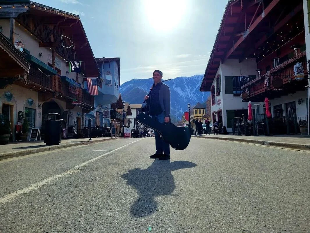 Live Music at Leavenworth Tasting Room: Sergio Cuevas