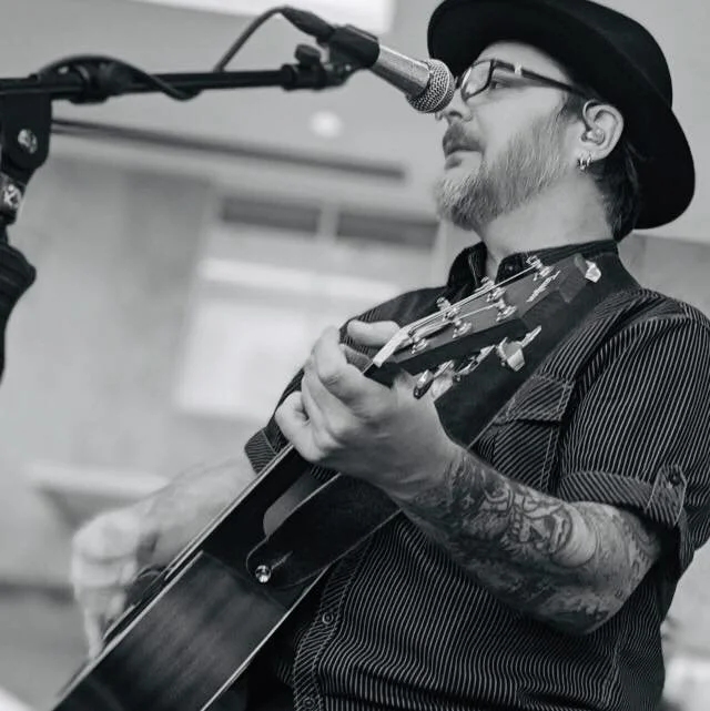 Live Music at Hollywood Hill Tasting Room: Toby Brady
