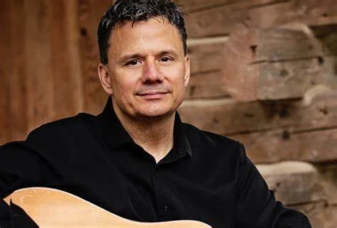 Live Music at Hollywood Hill Tasting Room: Michael Good