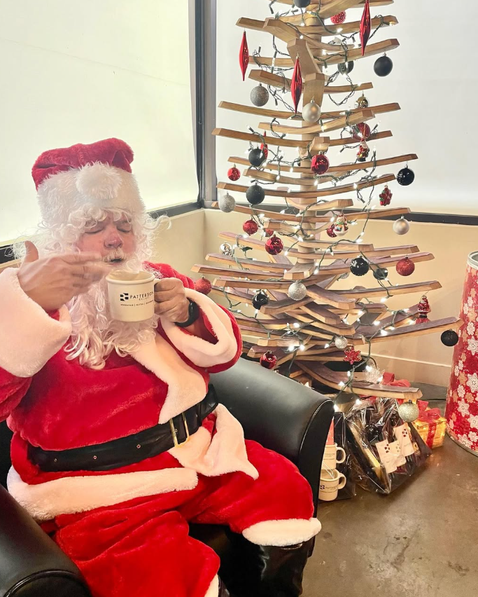 Woodinville Warehouse Wineries: Holiday Sip & Shop
