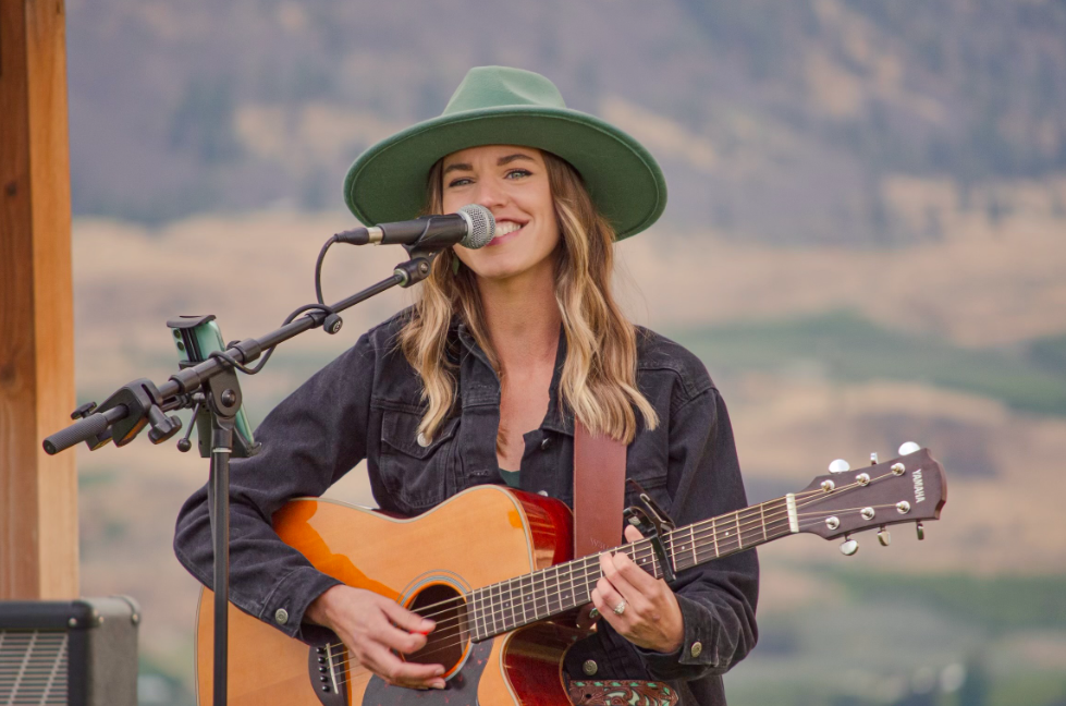 Live Music at Leavenworth Tasting Room: Leanna Shannon