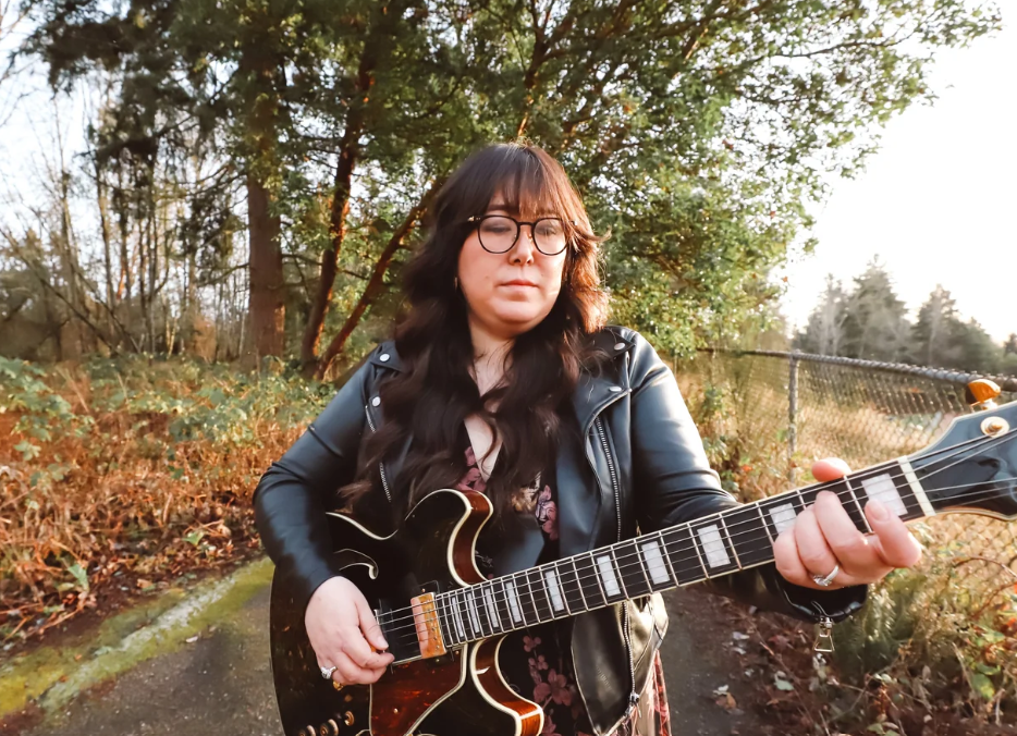 Live Music at Hollywood Hill: Erina McLaren