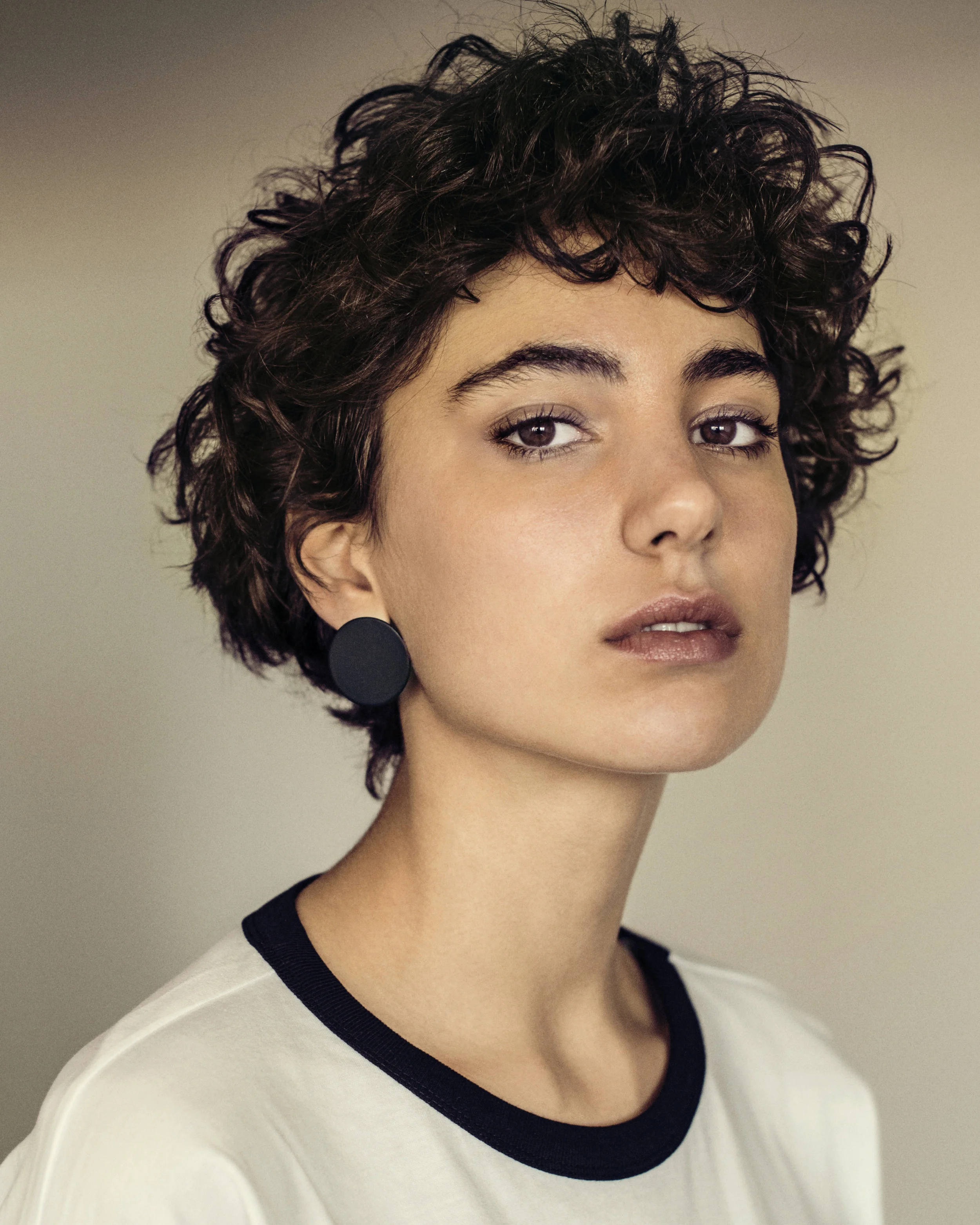 photography EDDIE VERVLOET styling GERLINE HORNSVELD makeup/hair PETER DWARS model ESMEE @ FOURTEEN MM