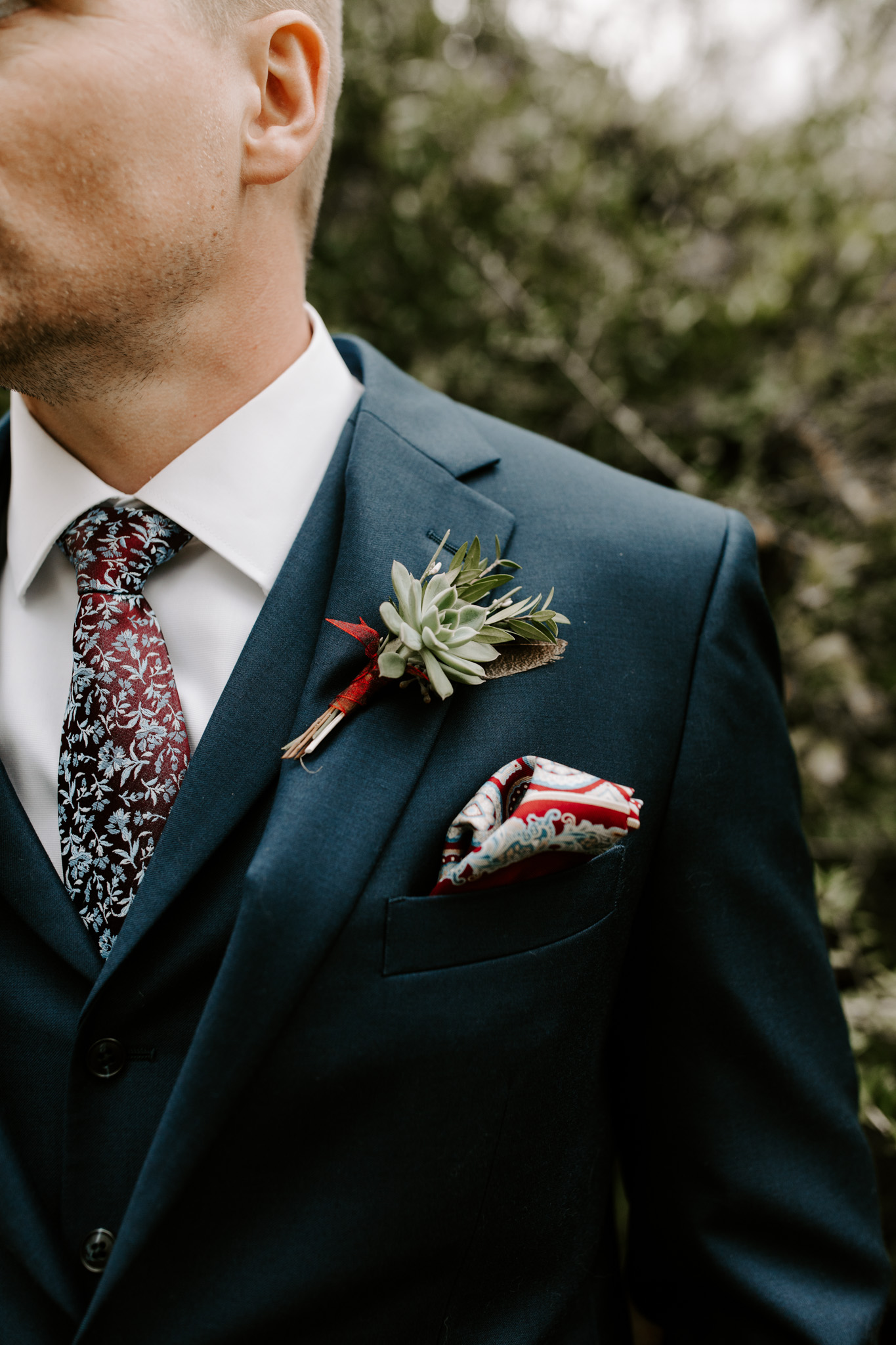 A Moody, Romantic Winter Wedding at Maison Lafitte | Mandeville, Louisiana | Gabrielle Hail Photography