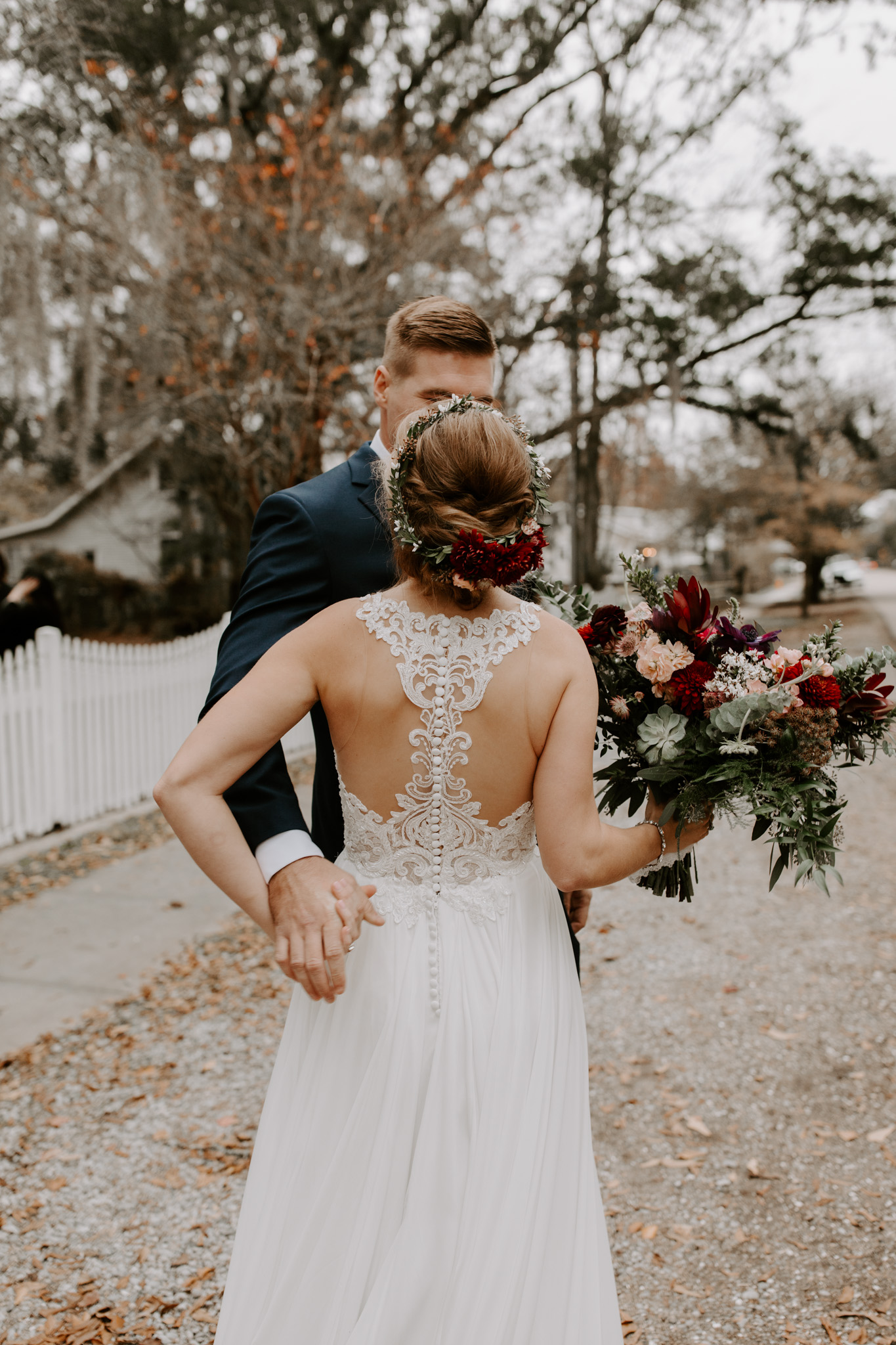 A Moody, Romantic Winter Wedding at Maison Lafitte | Mandeville, Louisiana | Gabrielle Hail Photography