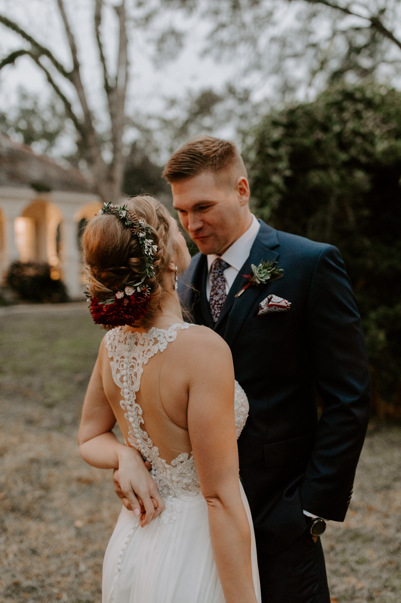 A Moody, Romantic Winter Wedding at Maison Lafitte | Mandeville, Louisiana | Gabrielle Hail Photography