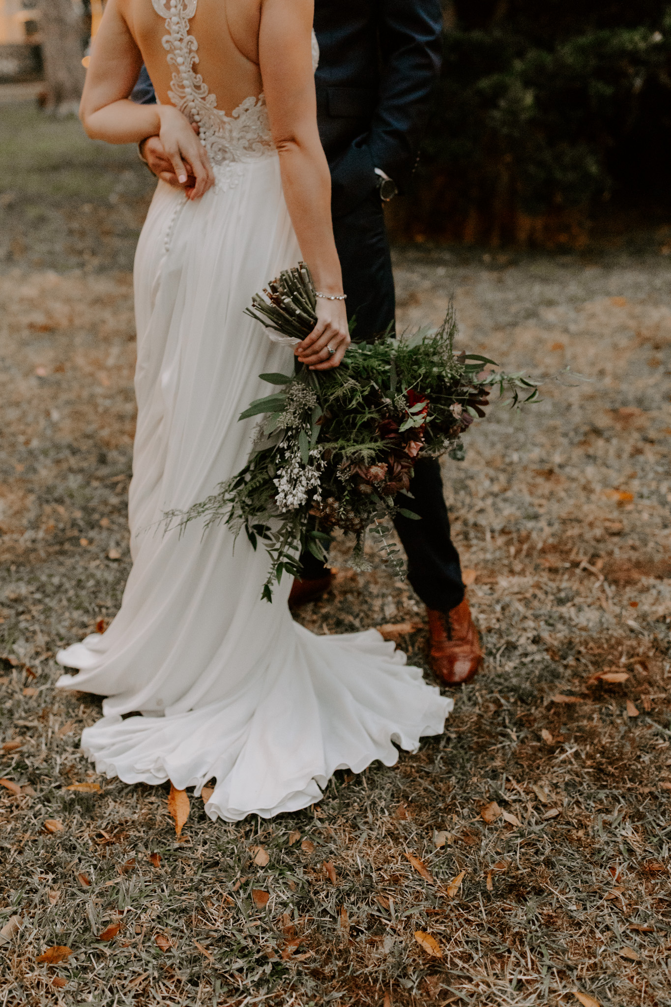 A Moody, Romantic Winter Wedding at Maison Lafitte | Mandeville, Louisiana | Gabrielle Hail Photography