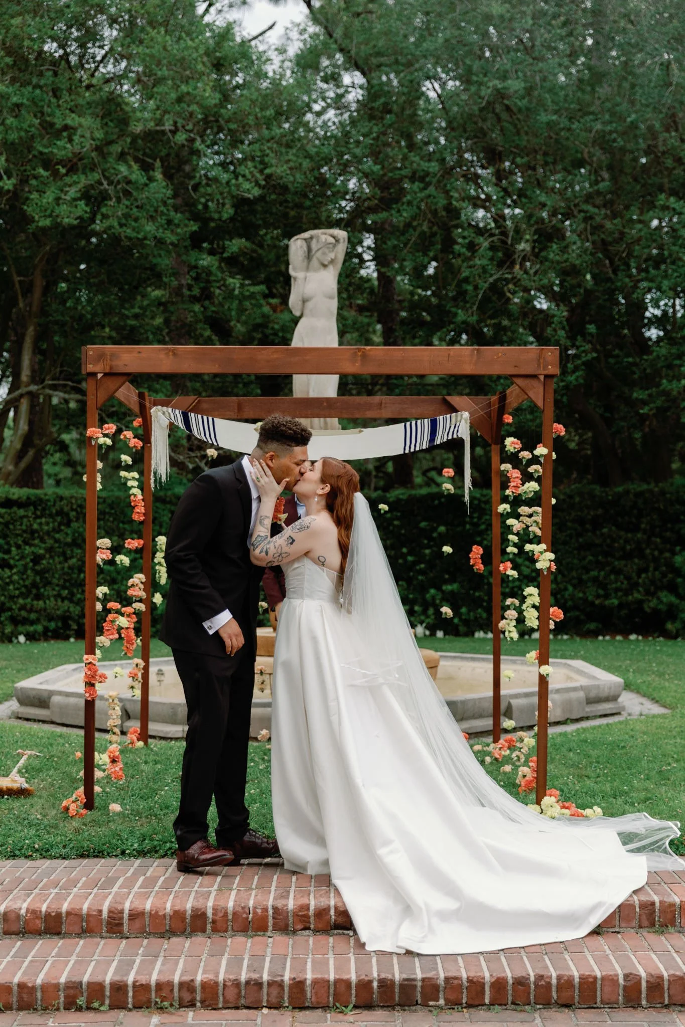 Jessica &amp; Aurelien's Eclectic and Colorful Spring Wedding | New Orleans Botanical Gardens