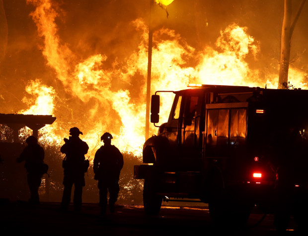 1207_nws_rpe-l-lilacfire-1208-fdb-07110.jpg