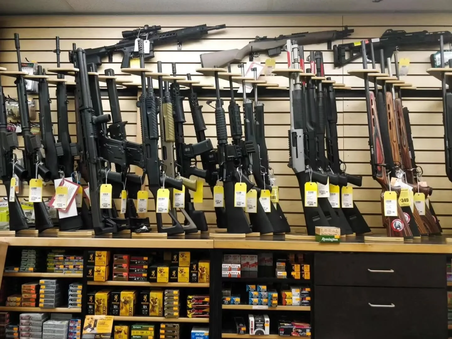 📣 'Court grants several new cases, including on whether the Second Amendment protects possession of semiautomatic rifles'

Read full article
➡️ https://tinyurl.com/yz6mhfzn

@scot.us @scotus_blog #Scotus