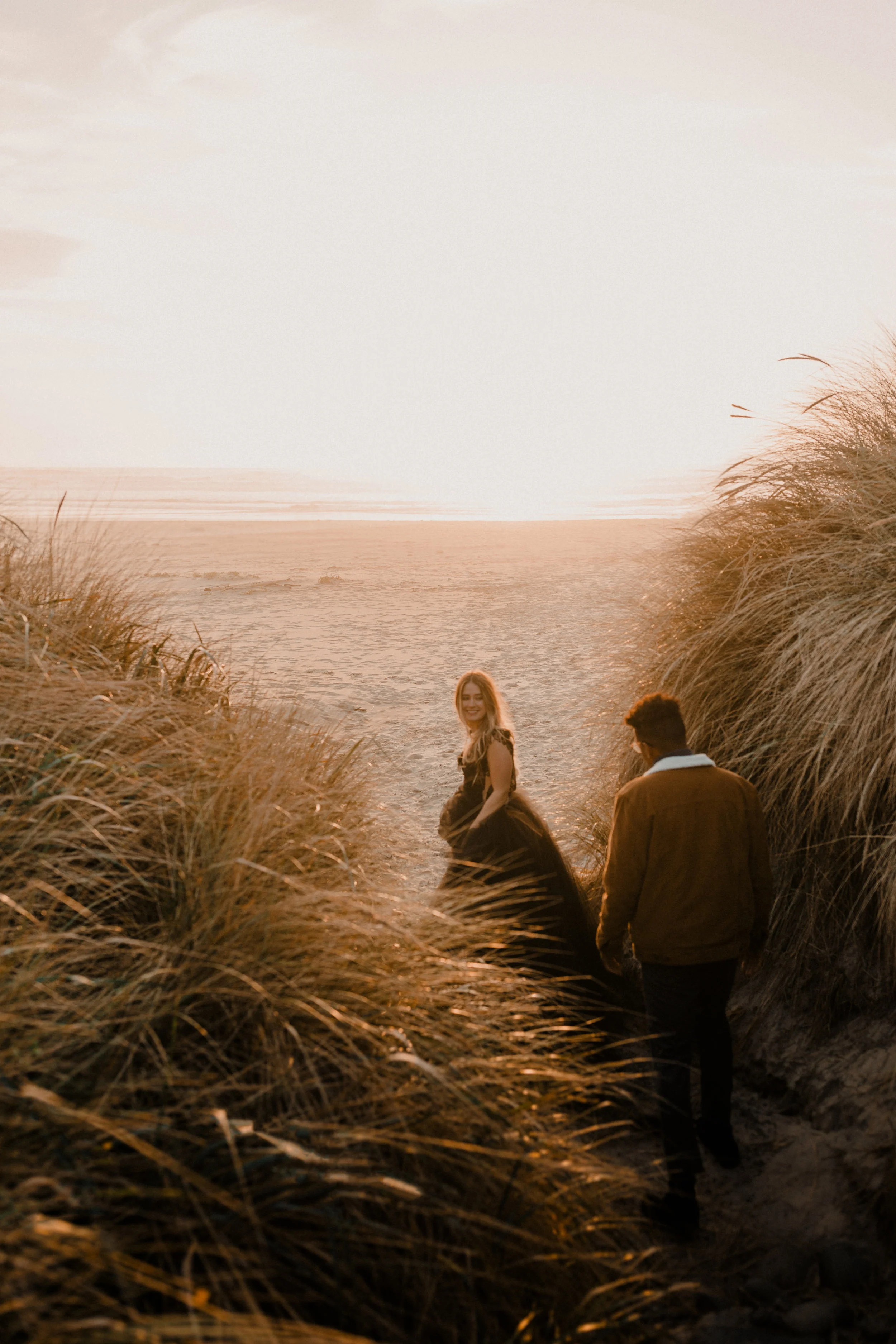 EAasland Oregon Coast Couple M+C-25.jpg