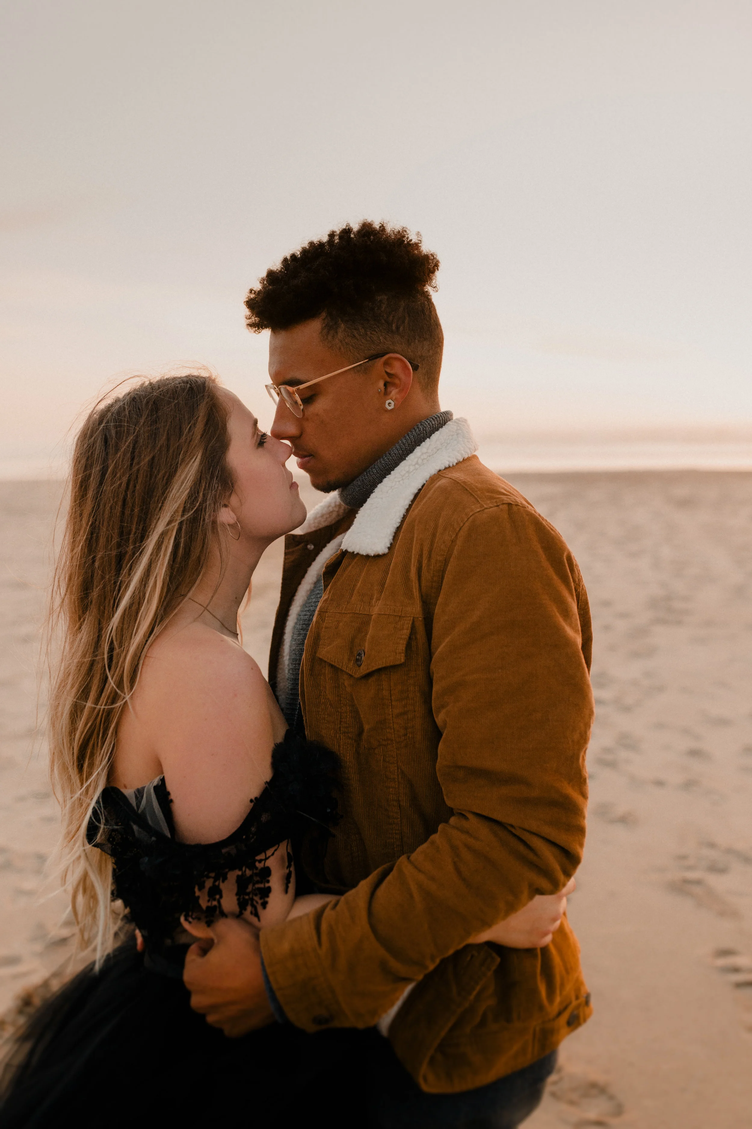 EAasland Oregon Coast Couple M+C-83.jpg