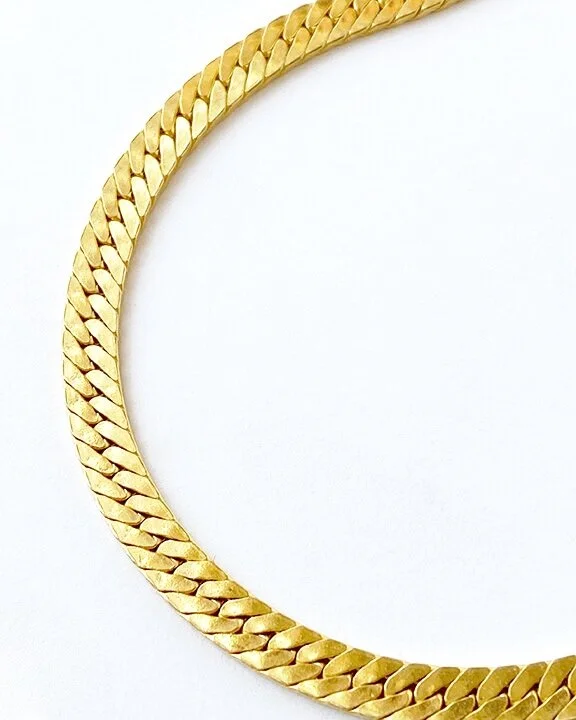 IDOL_LIGHT_HERRINGBONE_GOLD_NECKLACE_6MM3.jpg
