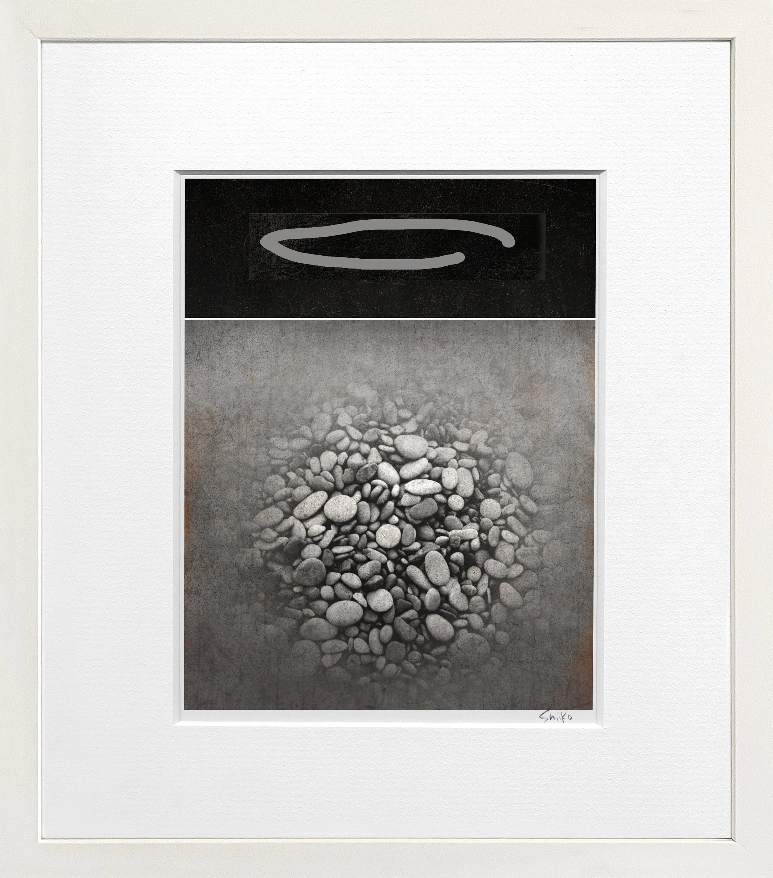 rocks w gray.jpg