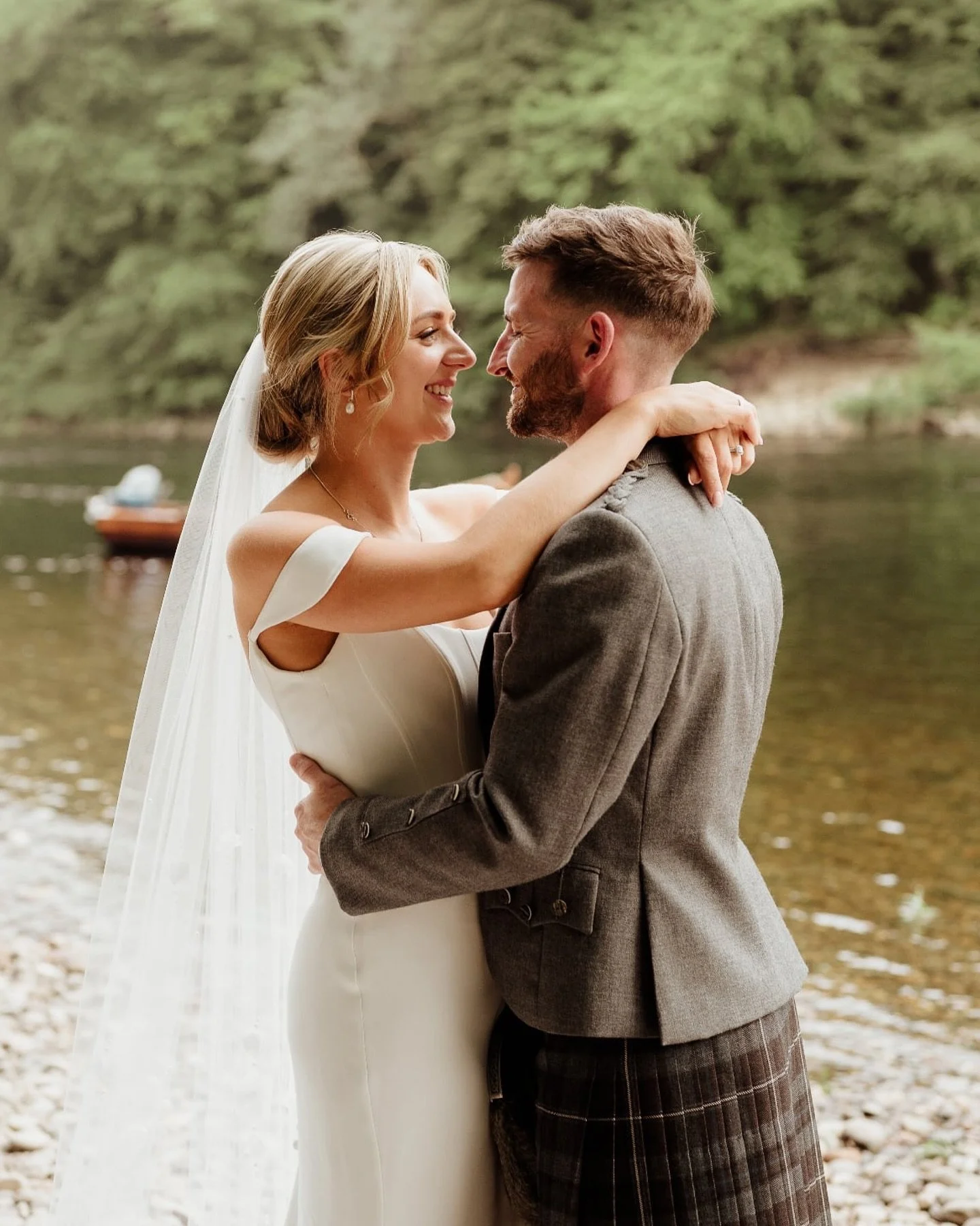 MR &amp; MRS CLOUSTON 🤍 24.07.25

@perfectbridalrooms @suzanneneville 
@coachhouseflowers_grandtully 
@arkbridal 
@yvonnehannahcelebrant 
@glasgowpianoman 
@thebigpapas 
@robertson.creative