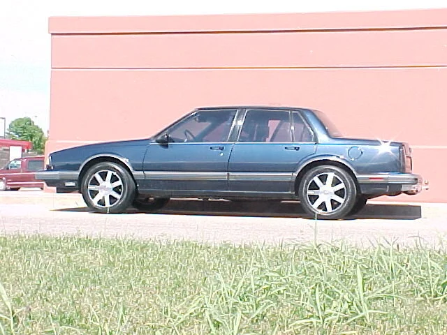 1990 Eighty Eight Royale Brougham Sedan