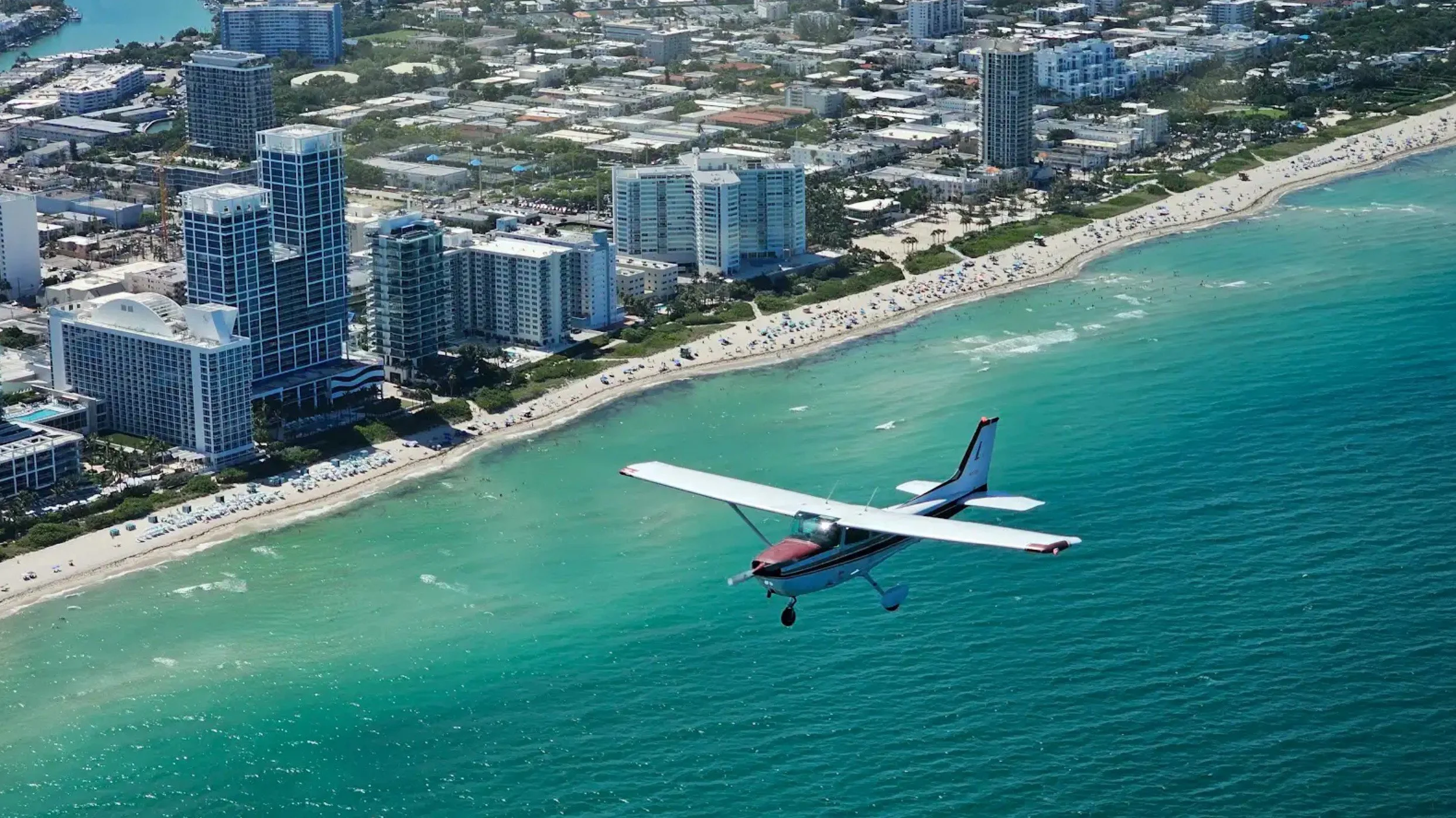 Introductory Flight Lesson – Your First Step Toward a Pilot License