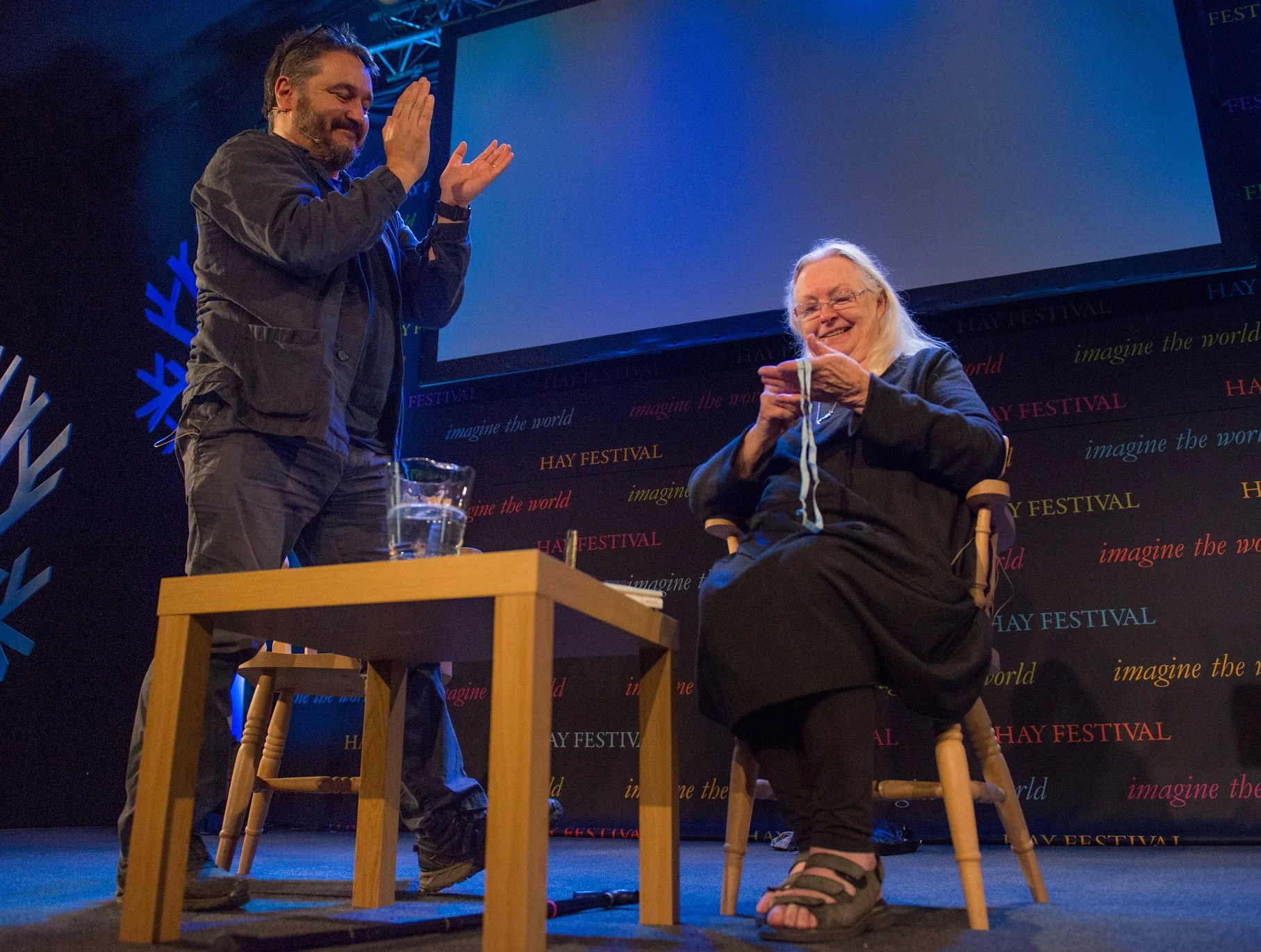 Director of Hay Festival Peter Florence presents Gillian Clarke with the Hay Festival Medal for Poetry. Photo Credit Sam Hardwick