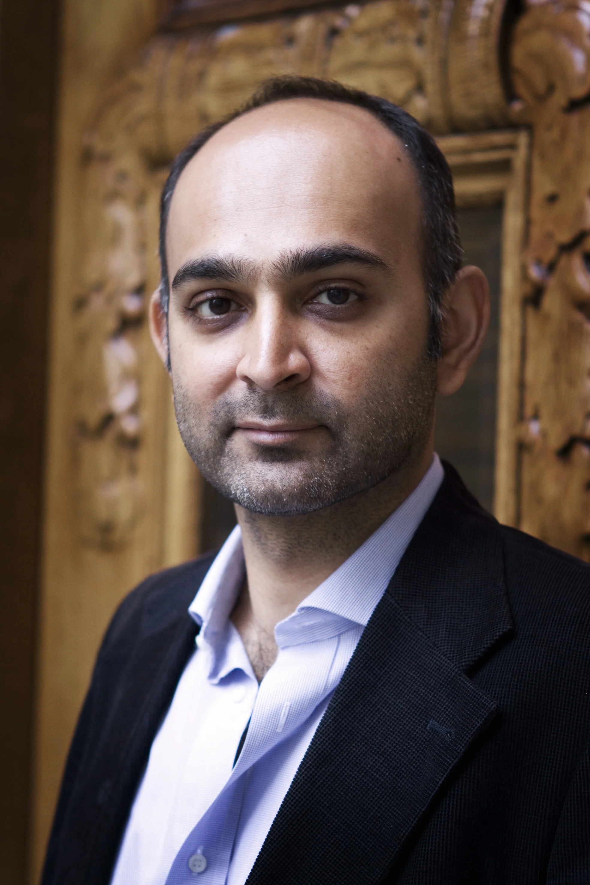 Mohsin Hamid (c) Laurent Denimal USE THIS ONE.jpg