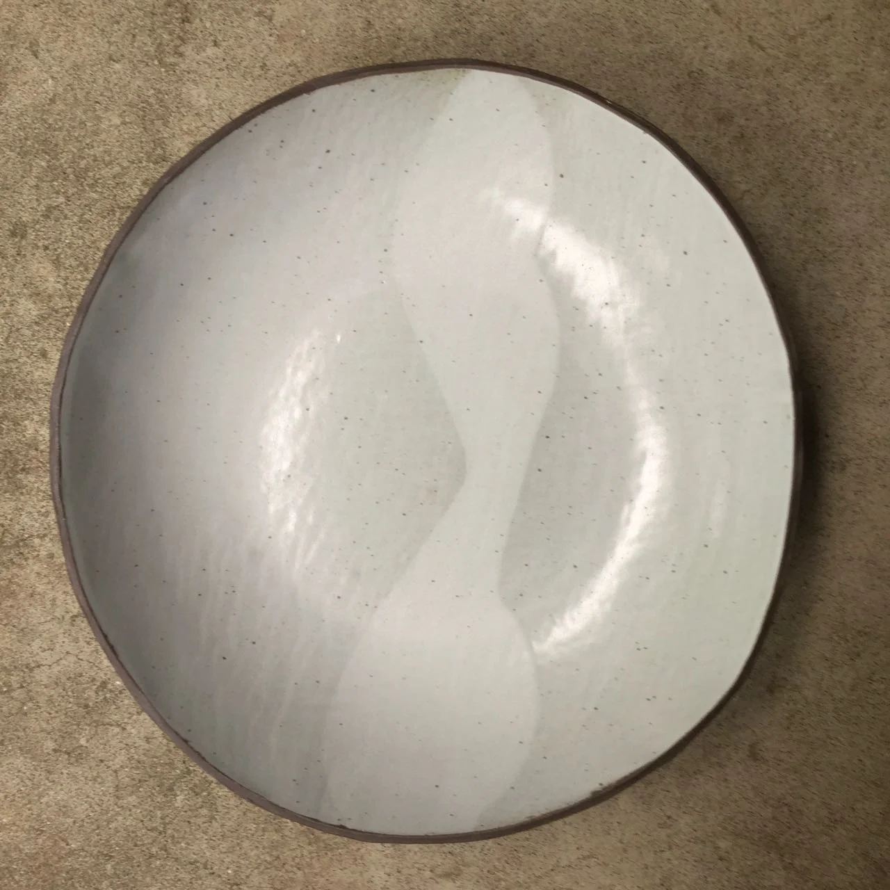 1048 Glossy white large crater bare rim top.jpg
