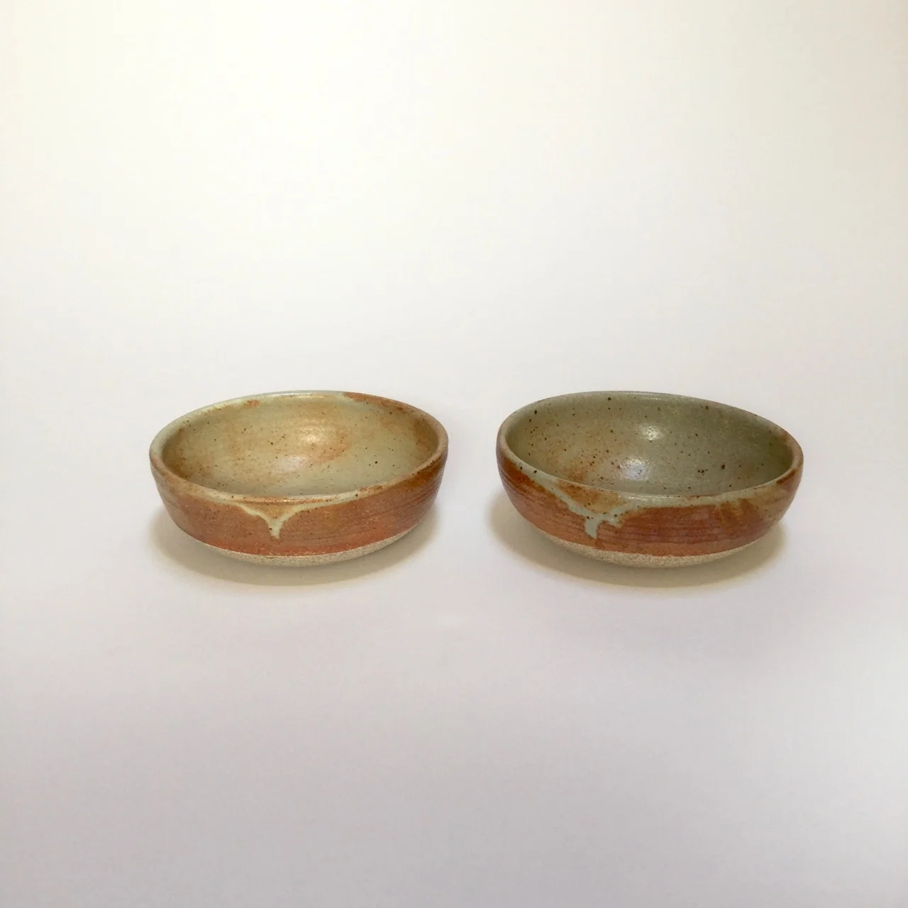 1089 Pair desert sand ice cream side.jpg