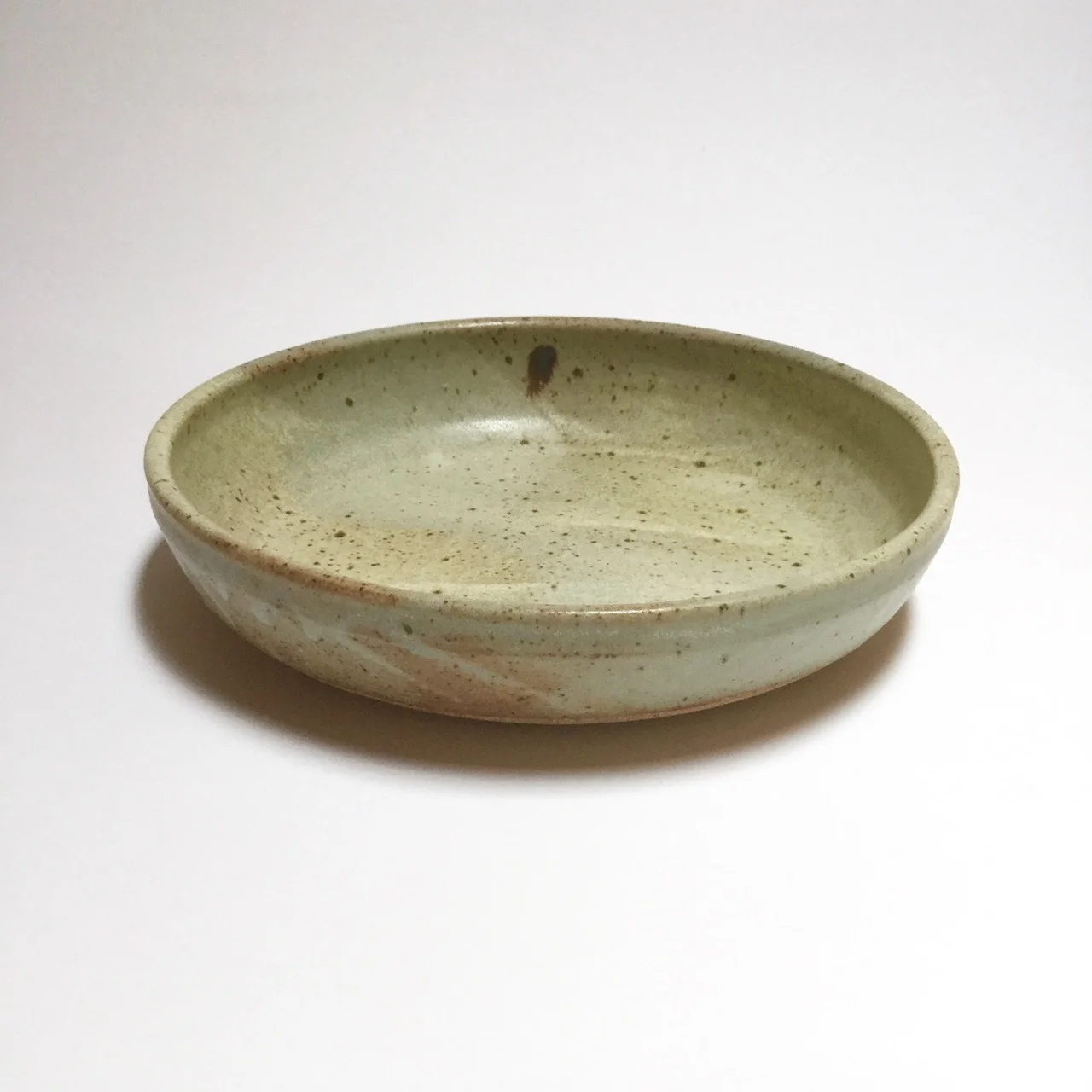 1123 Desert sand serving bowl side 2.jpg
