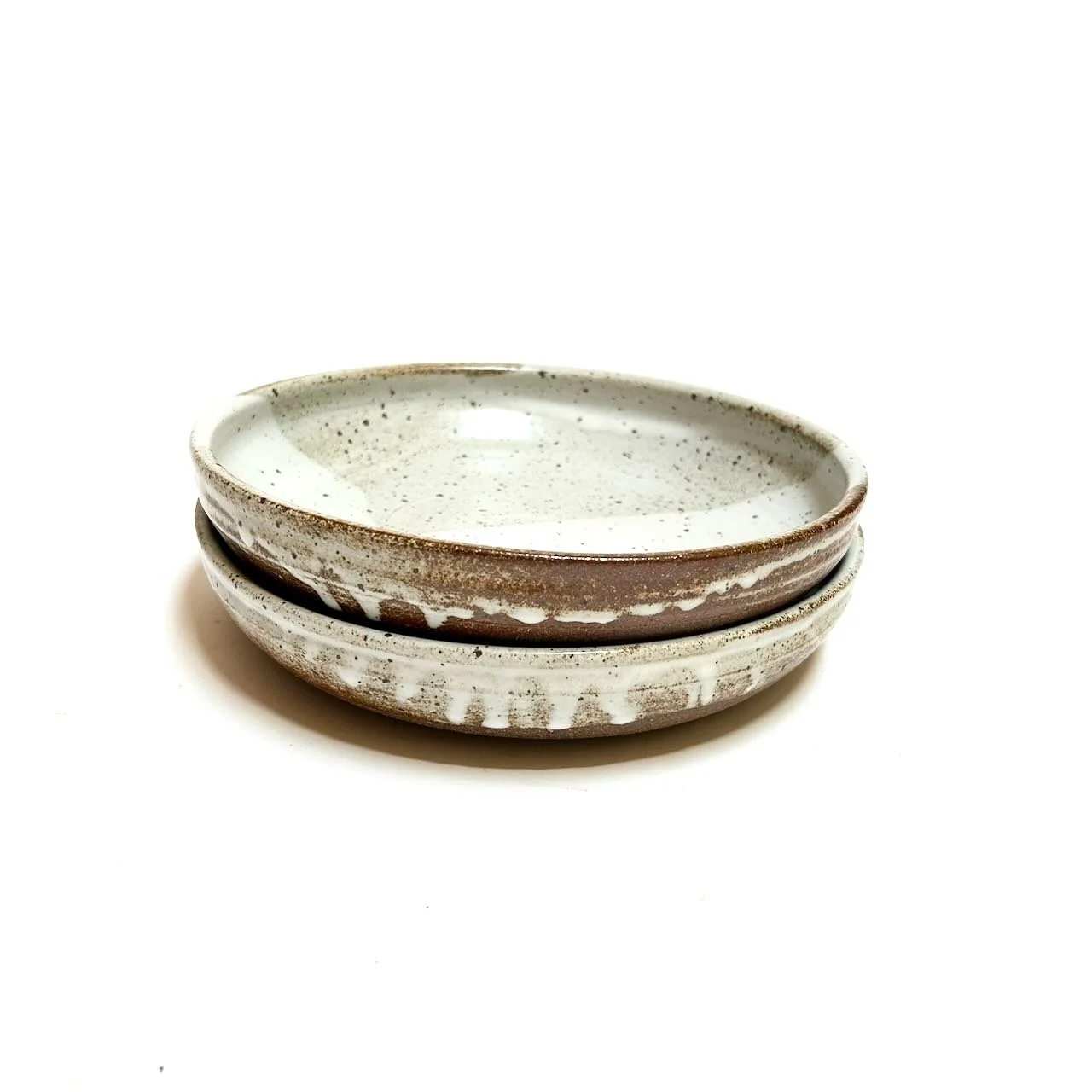 shallow-dinner-bowls-stacked-item-2877.jpeg