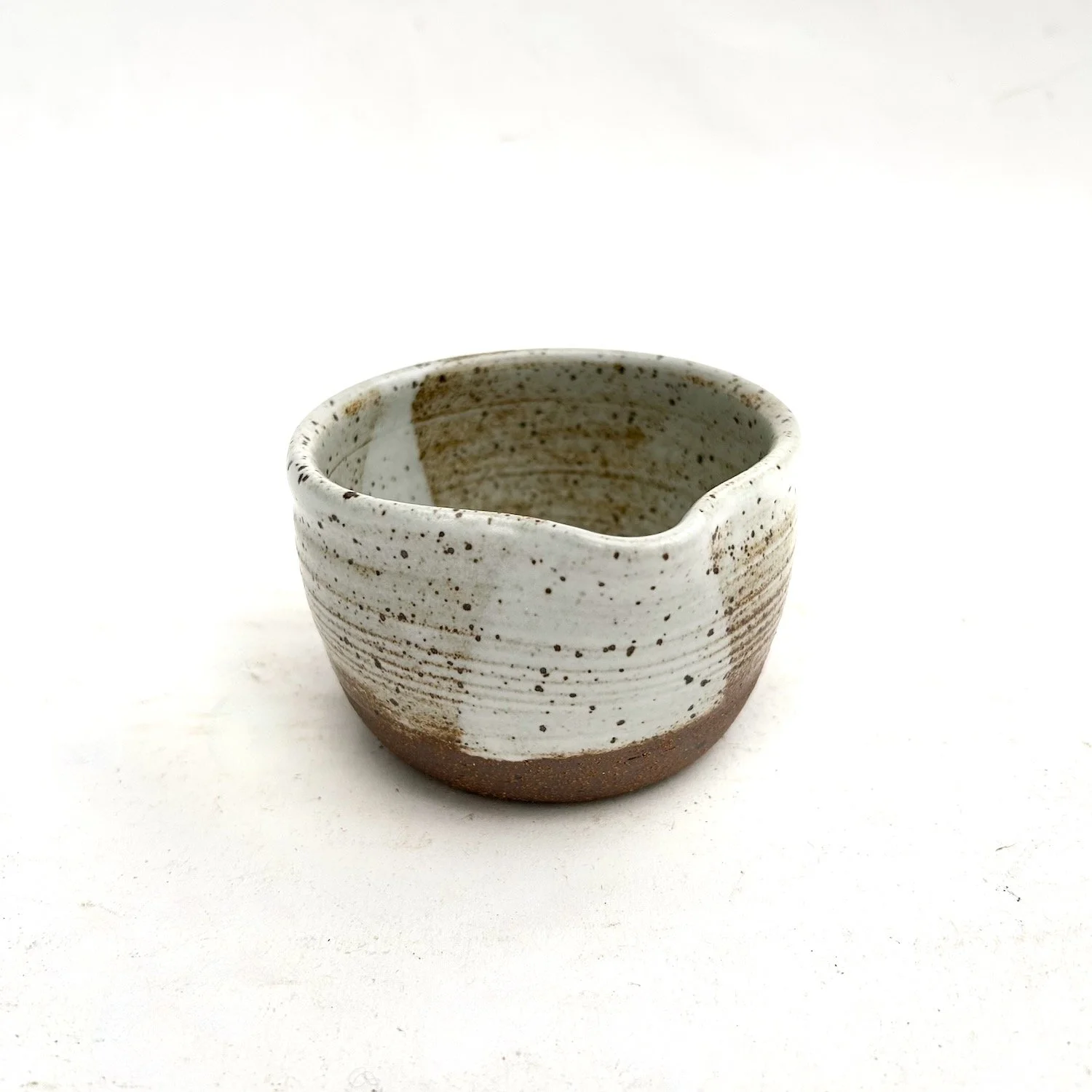 small-spouted-bowl-front-item-2748.jpeg