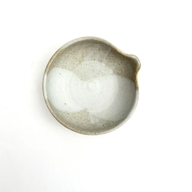 spouted-condiment-bowl-top.jpeg