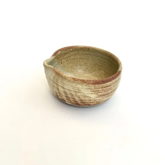 small-spouted-bowl-item-3008-side.jpeg