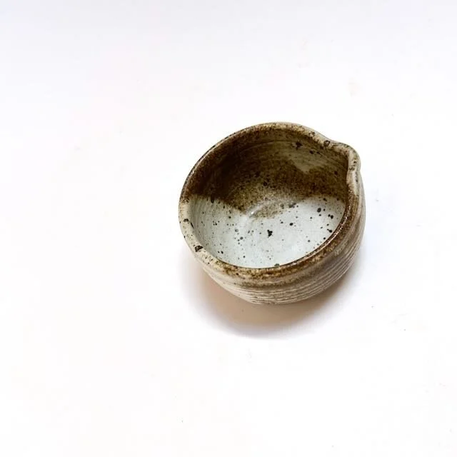 small-spouted-bowl-item-2909-top.jpeg