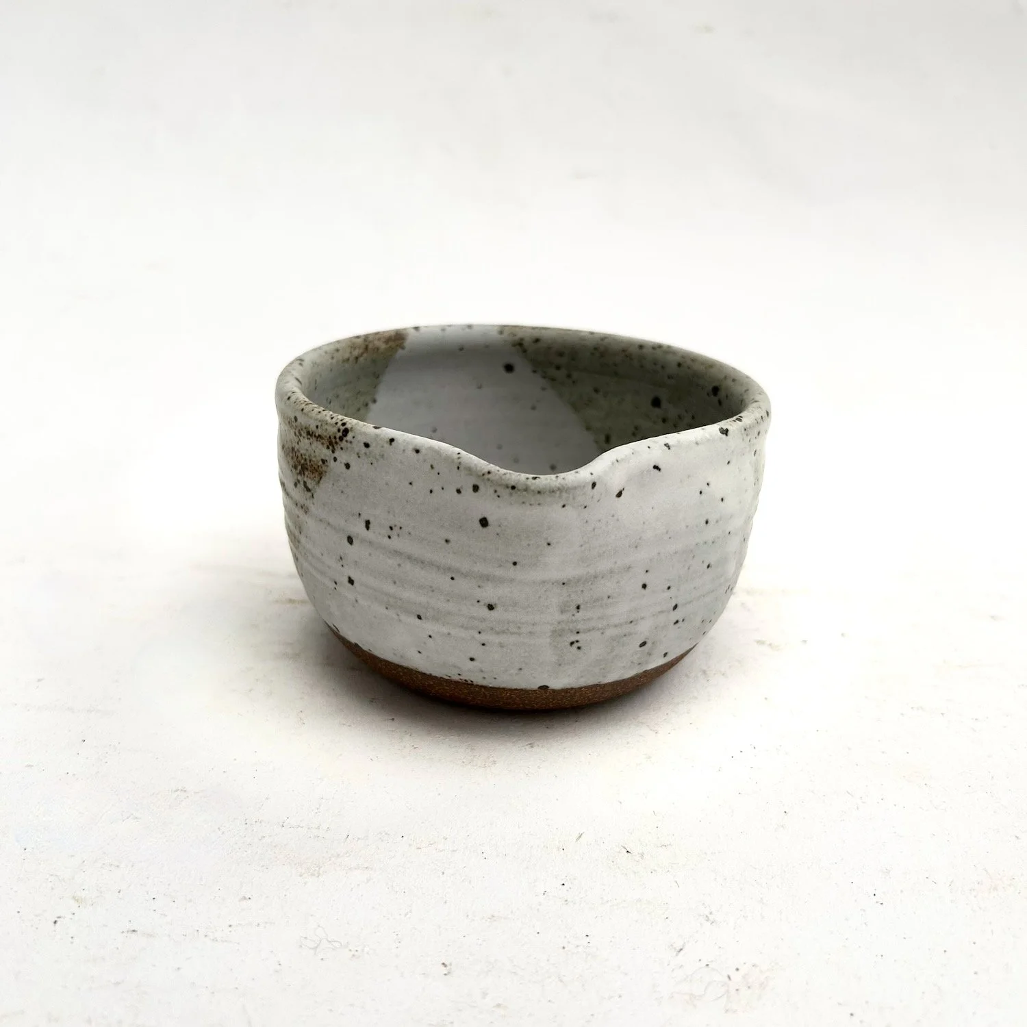 small-spouted-bowl-front-item-2747.jpeg