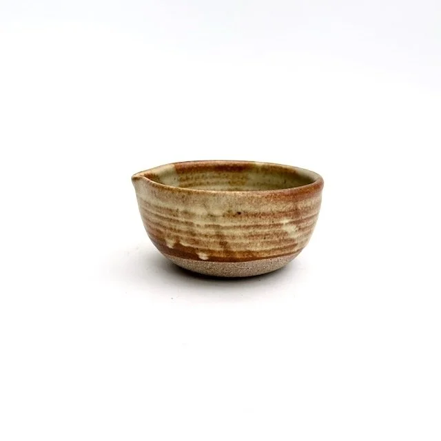 small-spouted-bowl-item-2870.jpeg