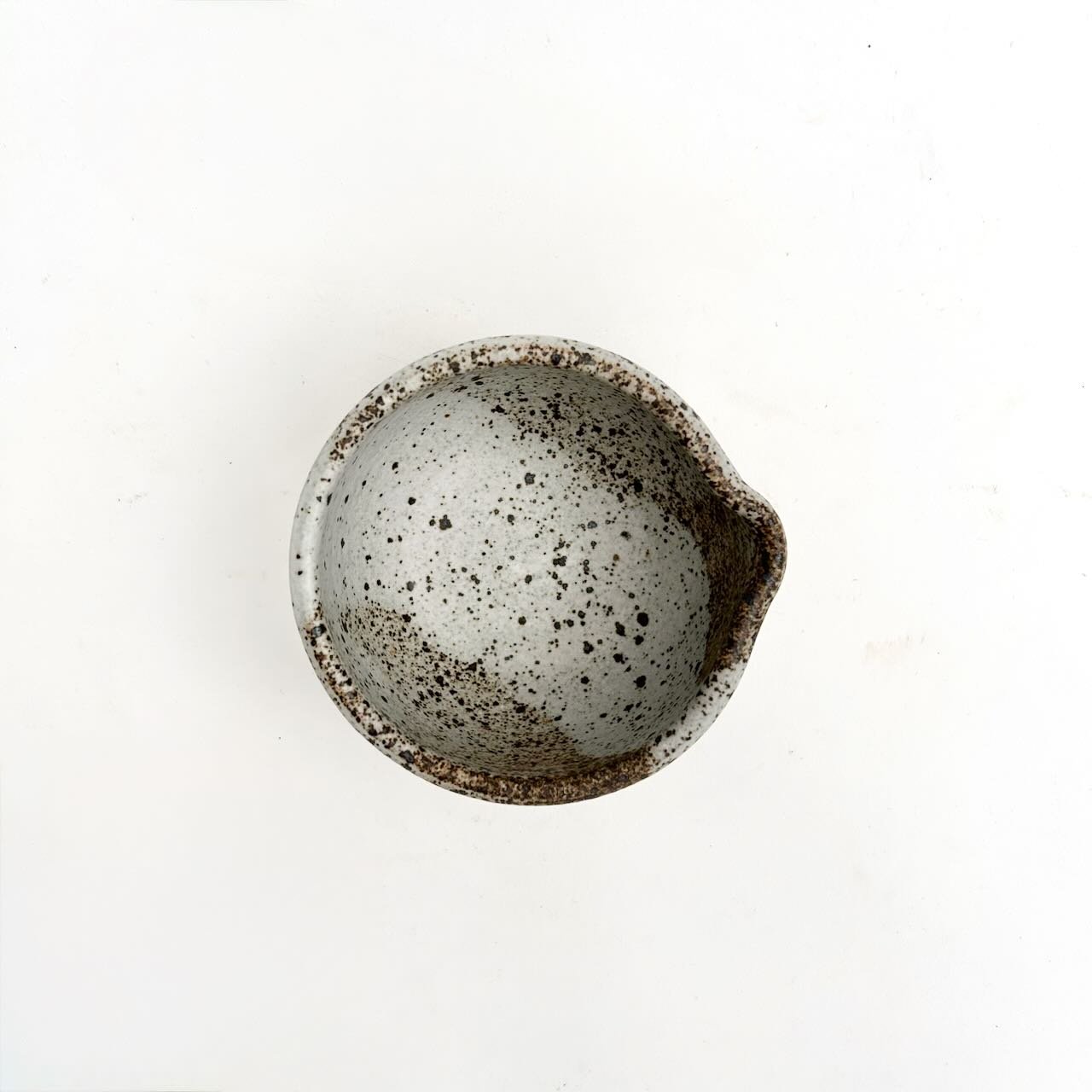 small-spouted-bowl-top-item-2855.jpeg