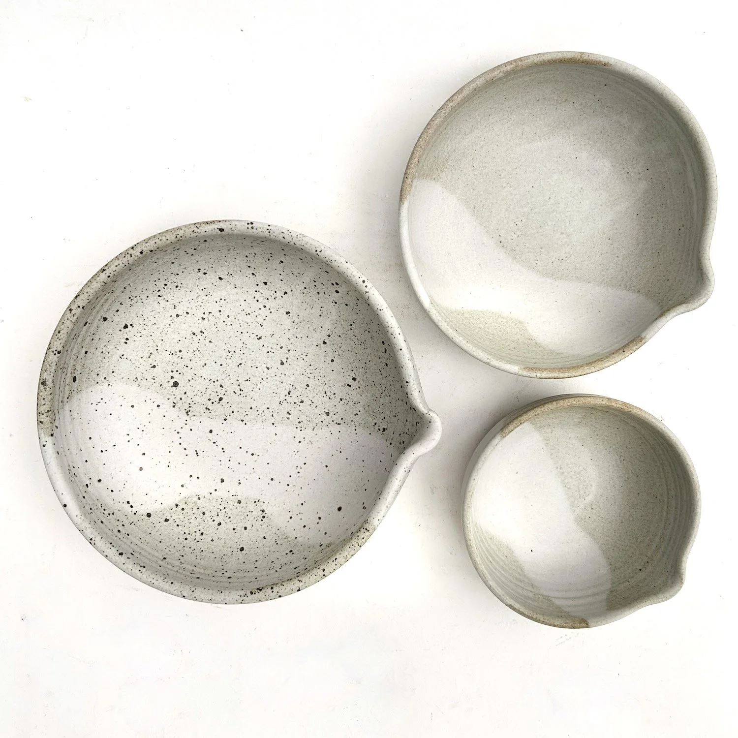 nesting-spouted-bowls-top-2-item-2732.jpeg