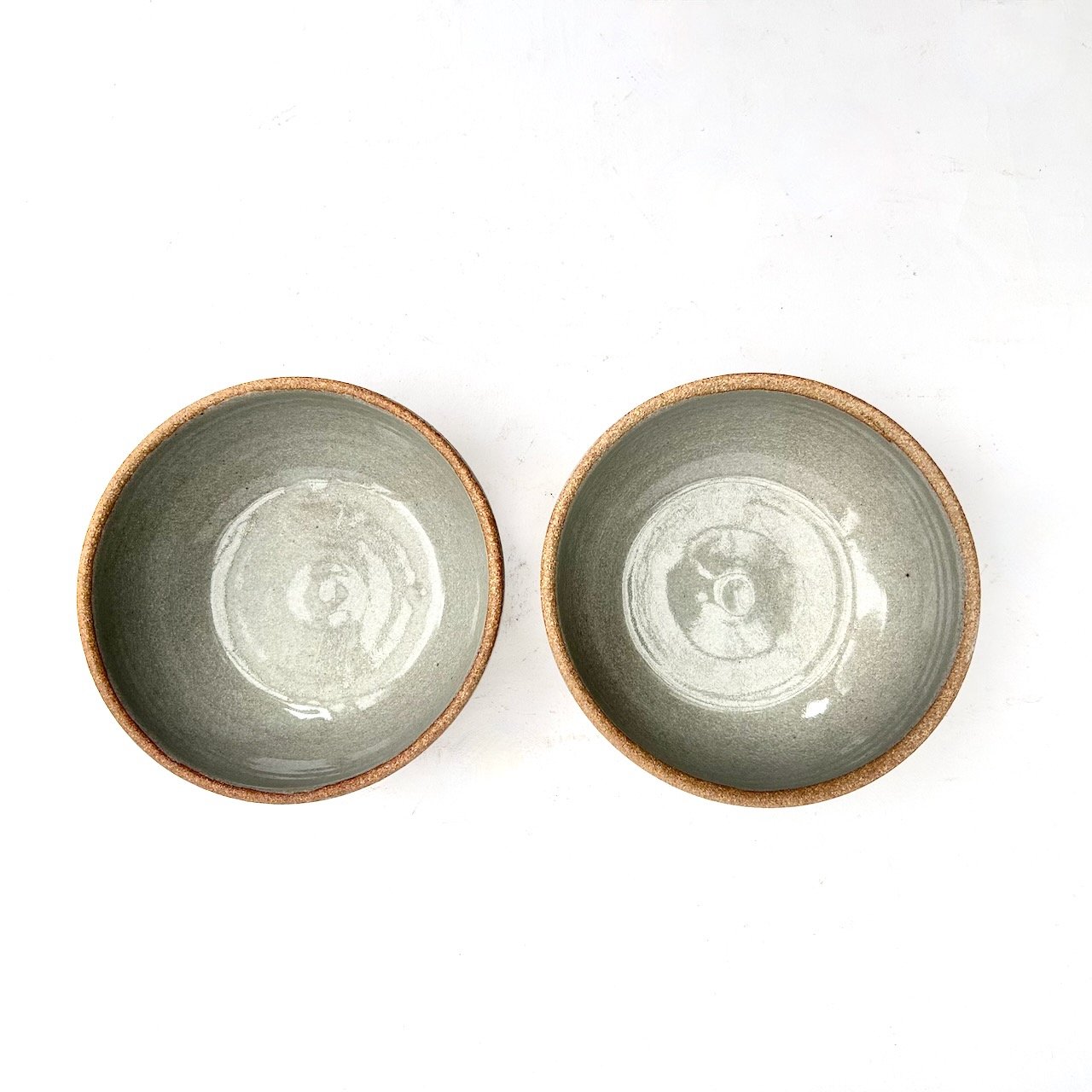 2665 Pair cereal bowls top.jpeg