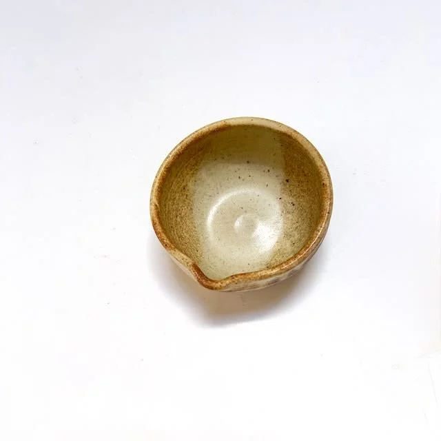 small-spouted-bowl-item-2907-top.jpeg